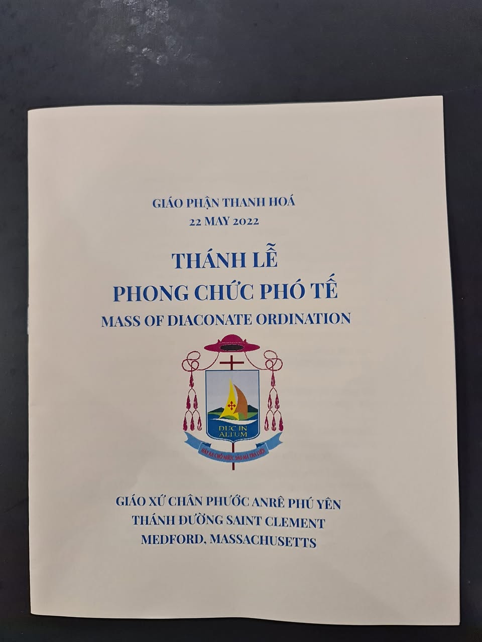 Thánh lễ phong chức phó tế cho 3 thầy thuộc giáo phận Thanh hóa tại Boston - Hoa kỳ.