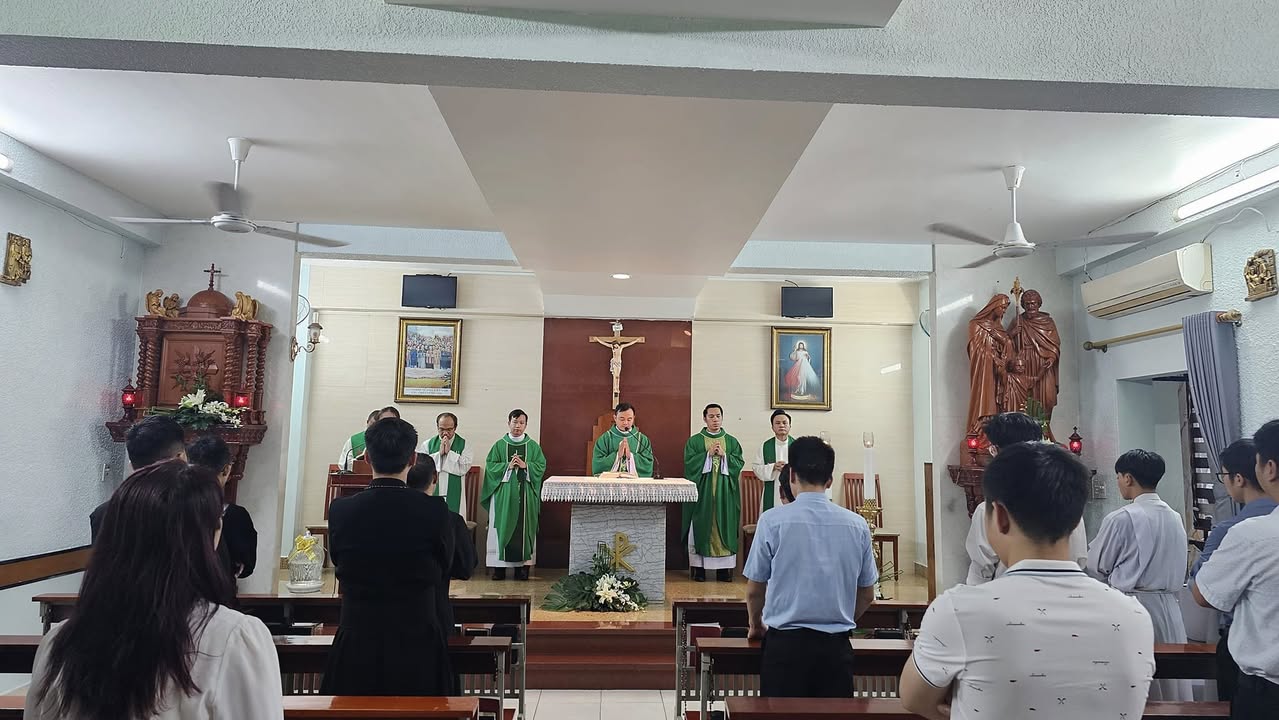 NIỀM VUI NGÀY CHÚA NHẬT XXI TNA